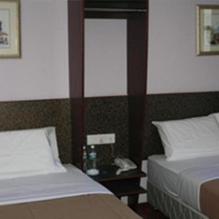 Aristo Hotel @ Putatan Kota Kinabalu Eksteriør bilde