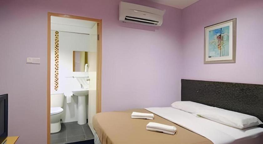 Aristo Hotel @ Putatan Kota Kinabalu Eksteriør bilde