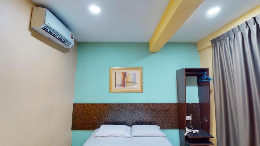 Aristo Hotel @ Putatan Kota Kinabalu Eksteriør bilde