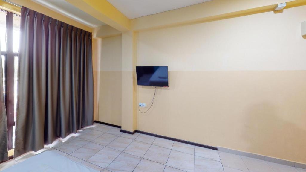 Aristo Hotel @ Putatan Kota Kinabalu Eksteriør bilde